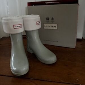 Hunter Rain Boots with Fleece inserts